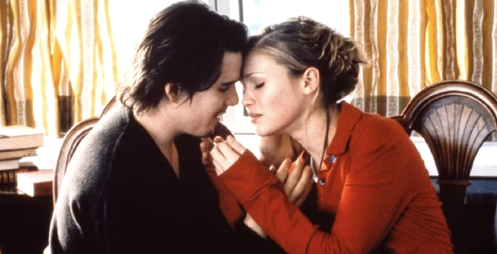 Julia Stiles as Ophelia, Ethan Hawke as Hamlet